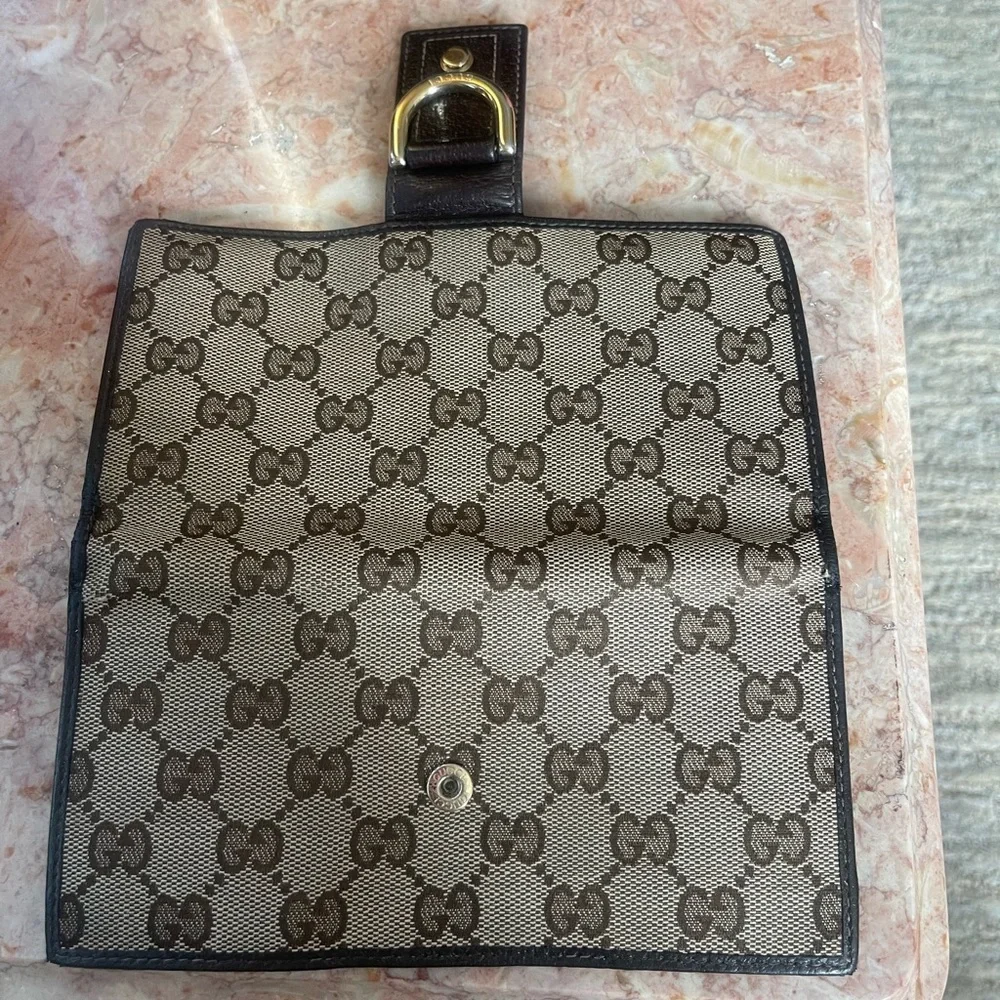 GUCCI D RING LARGE WALLET - Picture 4 of 6